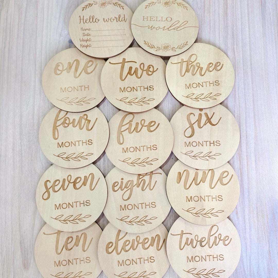 Baby announcement plaque