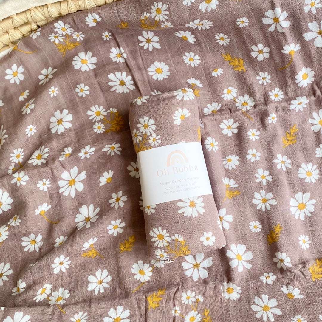Daisy Swaddle - newborn muslin wrap. Daisy Baby Swaddle. Newborn Swaddle. Newborn Muslin Wrap. Baby Blanket