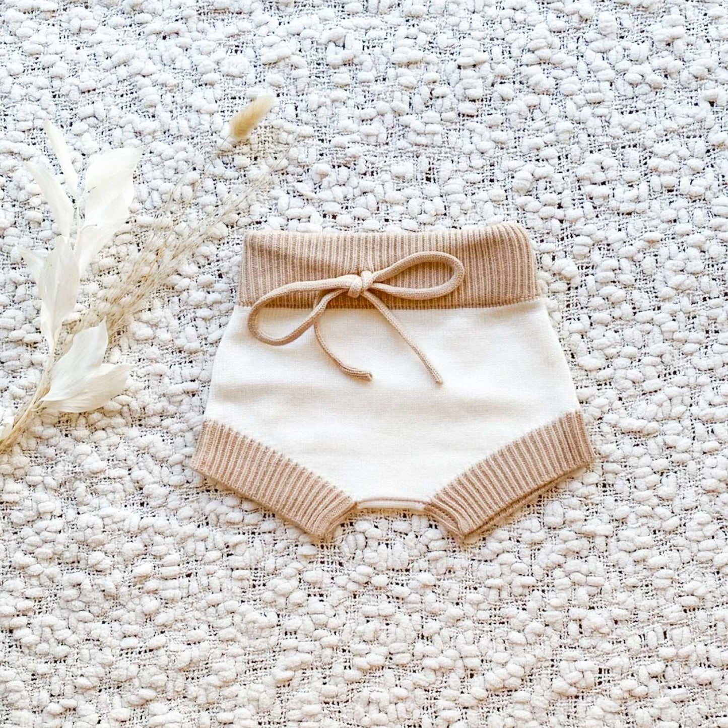 Daisy knit jumper and bloomer set. Baby knit clothing