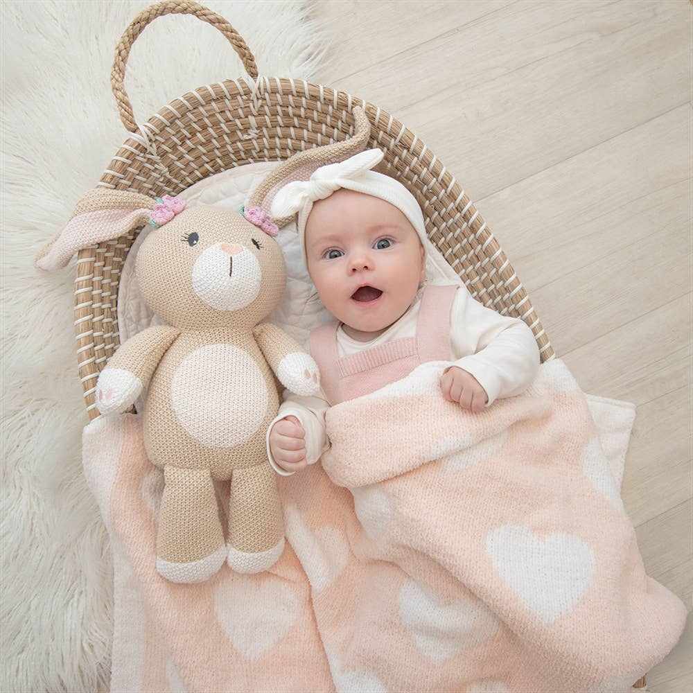 Bunny knitted toy. Baby rattle toy. Knitted baby toy. Bunny knit toy