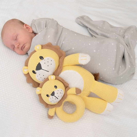 Lion Knitted Toy. Newborn Baby Knit Toy