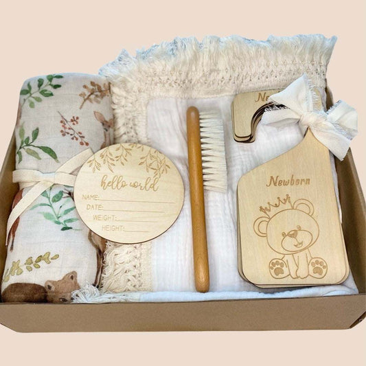 Woodland Swaddle Baby Gift Set | Baby Shower Gift
