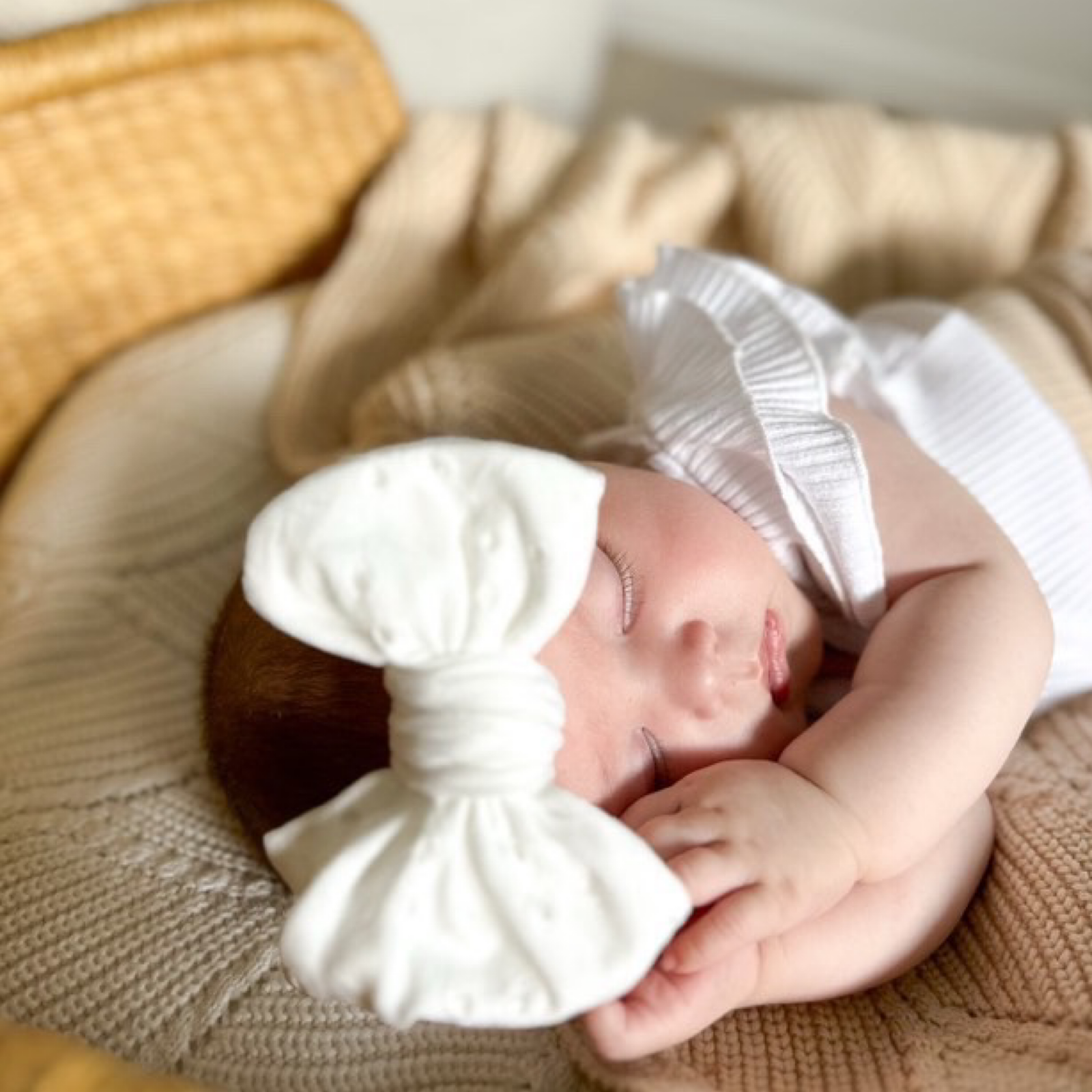 White lace baby bow headband. Large baby bow 