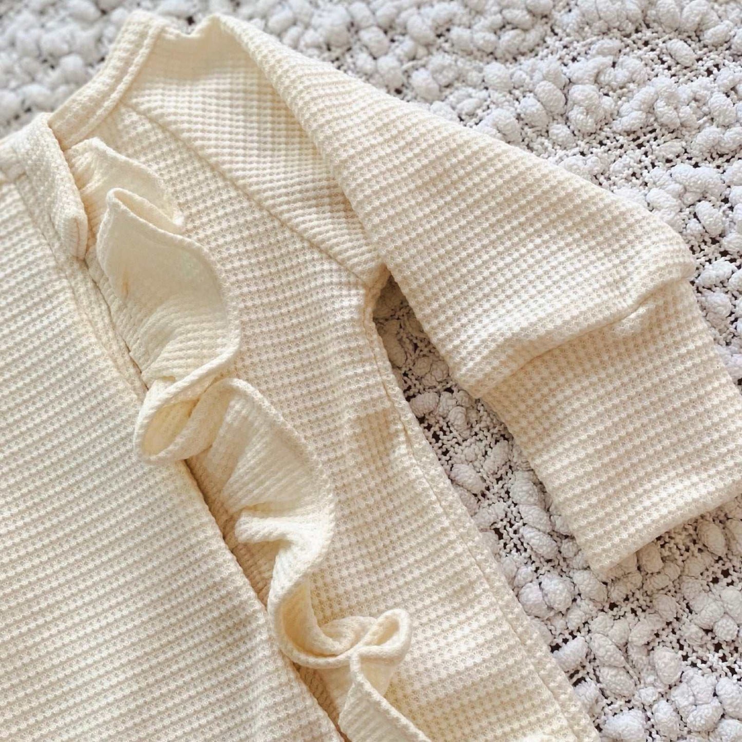 oat waffle frill baby romper & headband. adorable oat waffle frill baby romper 