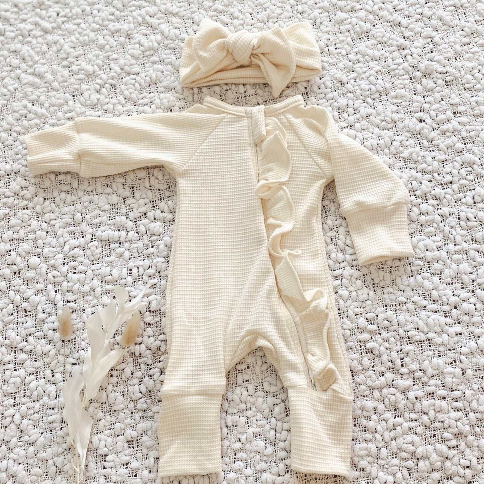 Baby girl oat waffle frill baby romper and headband set