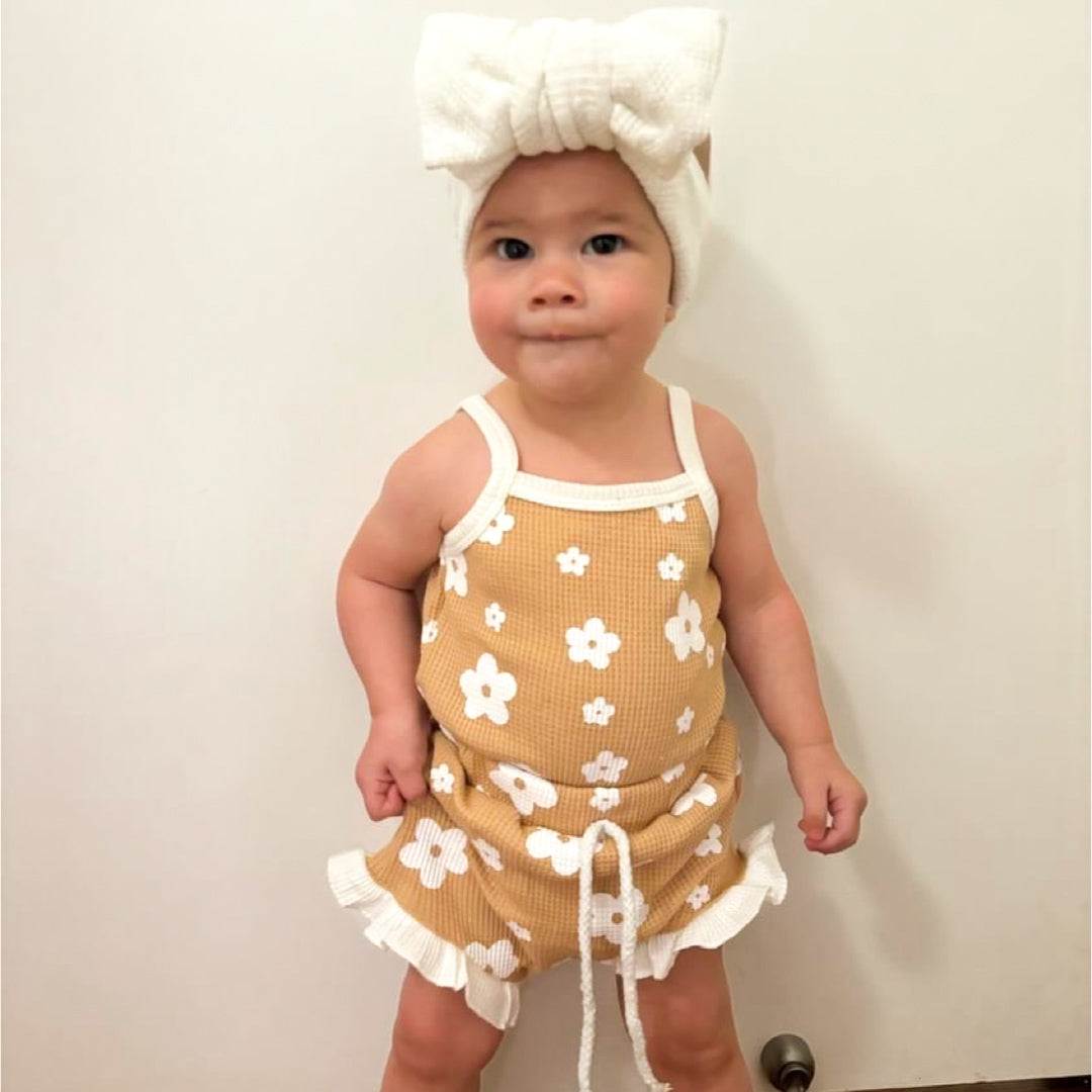 Baby girl daisy romper and bloom