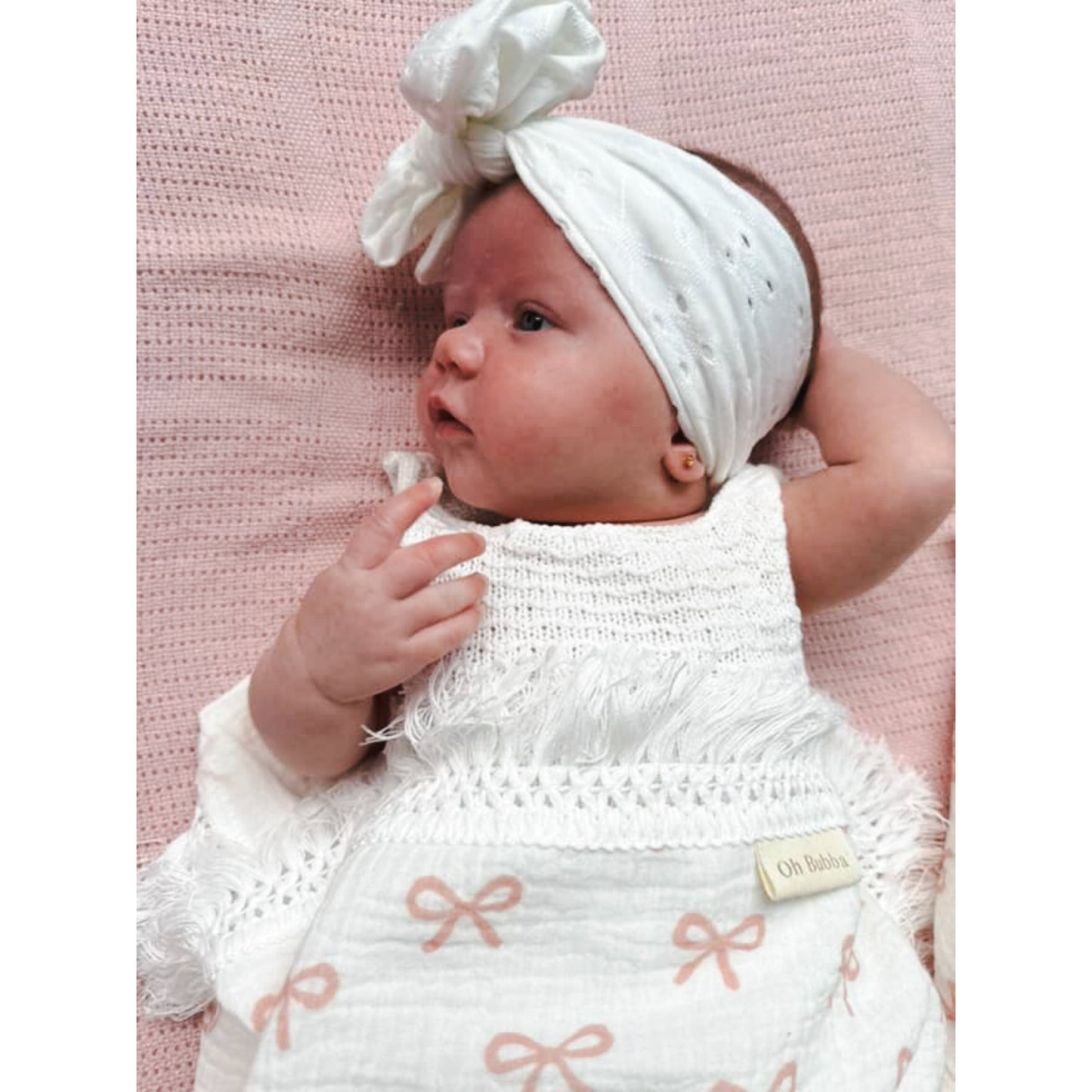 Embroidered lace newborn baby bow 