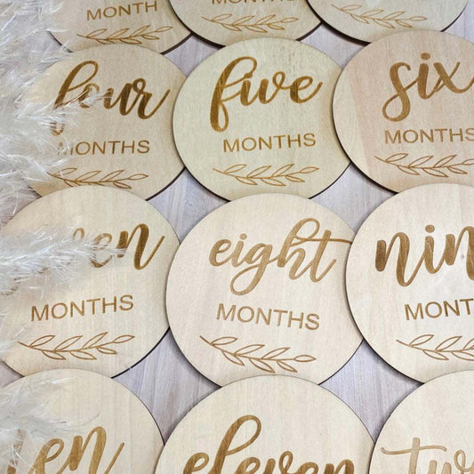 Baby Leaf Milestone Discs. Baby Shower Gifts. Newborn photo prop