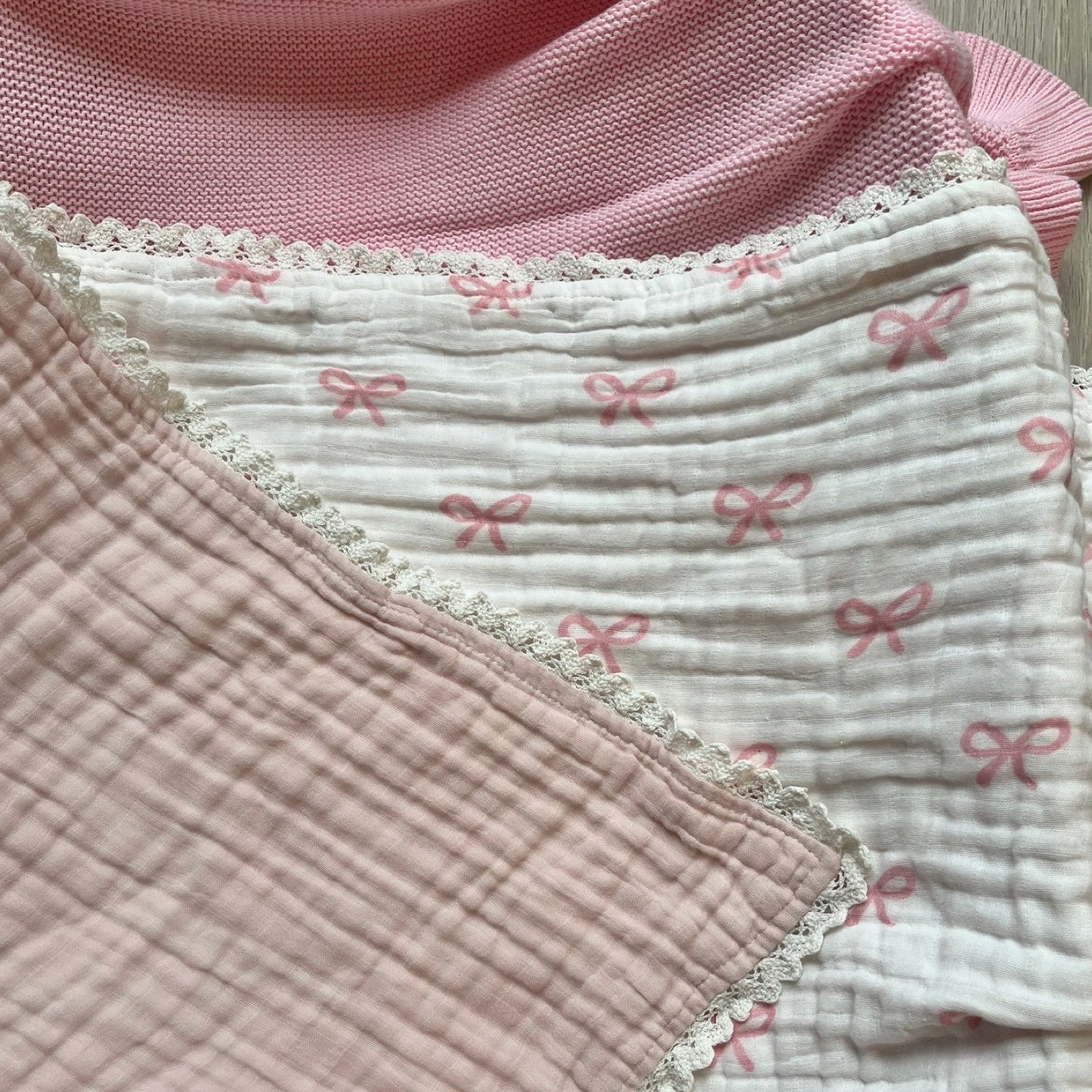 Pink Bows | Lace Collection Gauze Swaddle Blanket