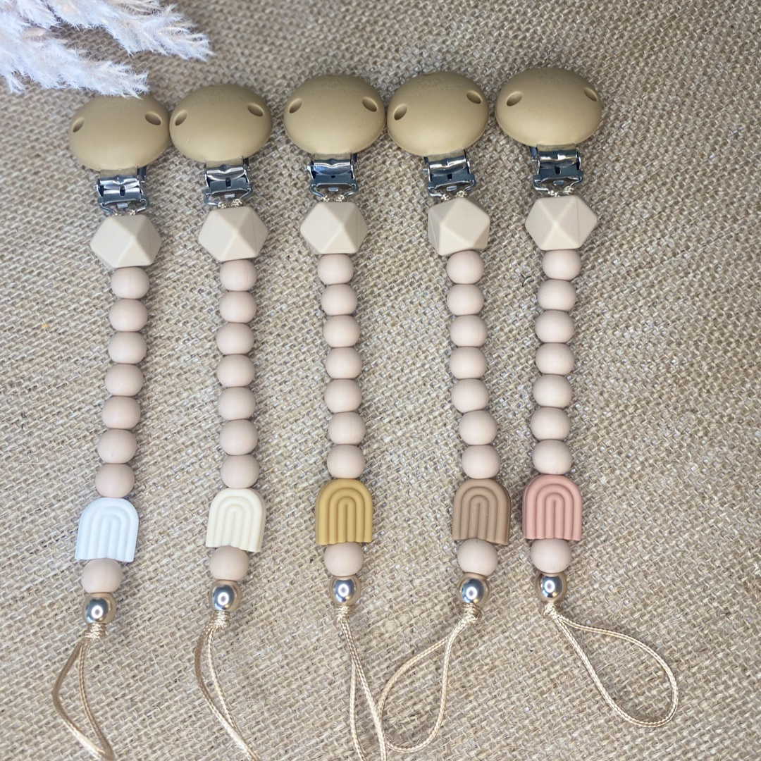 Rainbow dummy chain. Dummy clip. Newborn. 