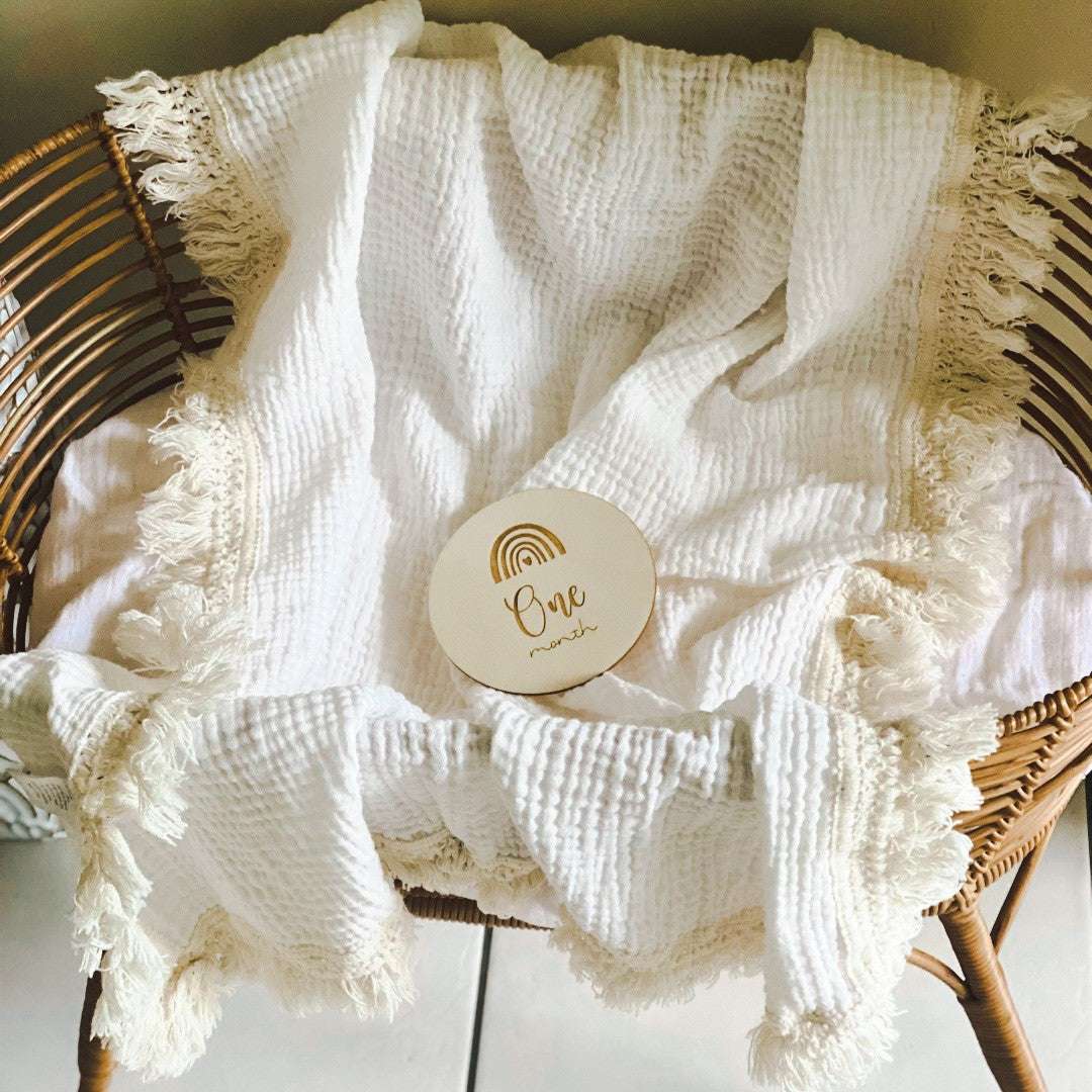 Newborn Baby Swaddle. Newborn muslin wrap 